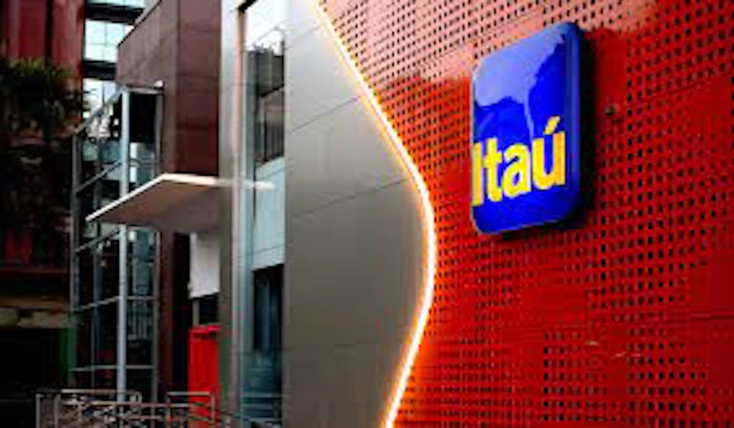 Vagas de jovem aprendiz no Itaú Unibanco